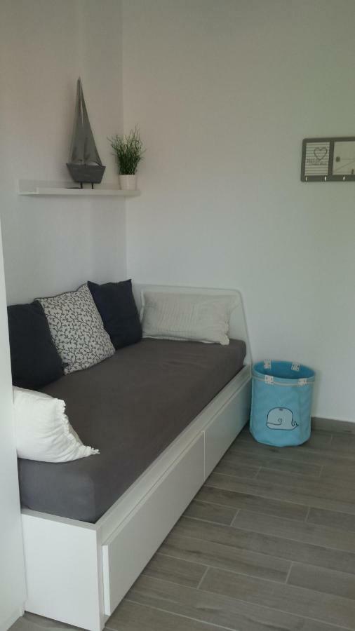 Apartment Robic Vir Exteriör bild